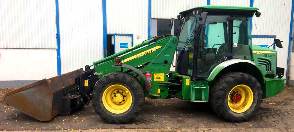 john_deere_3800_rakodogep0